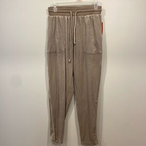 Valour matching set pants
